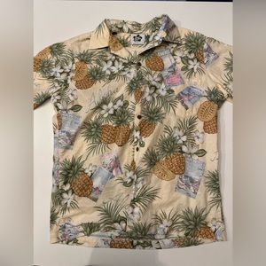 Hilo Hattie Hawaiian shirt made in Hawaii men’s size L